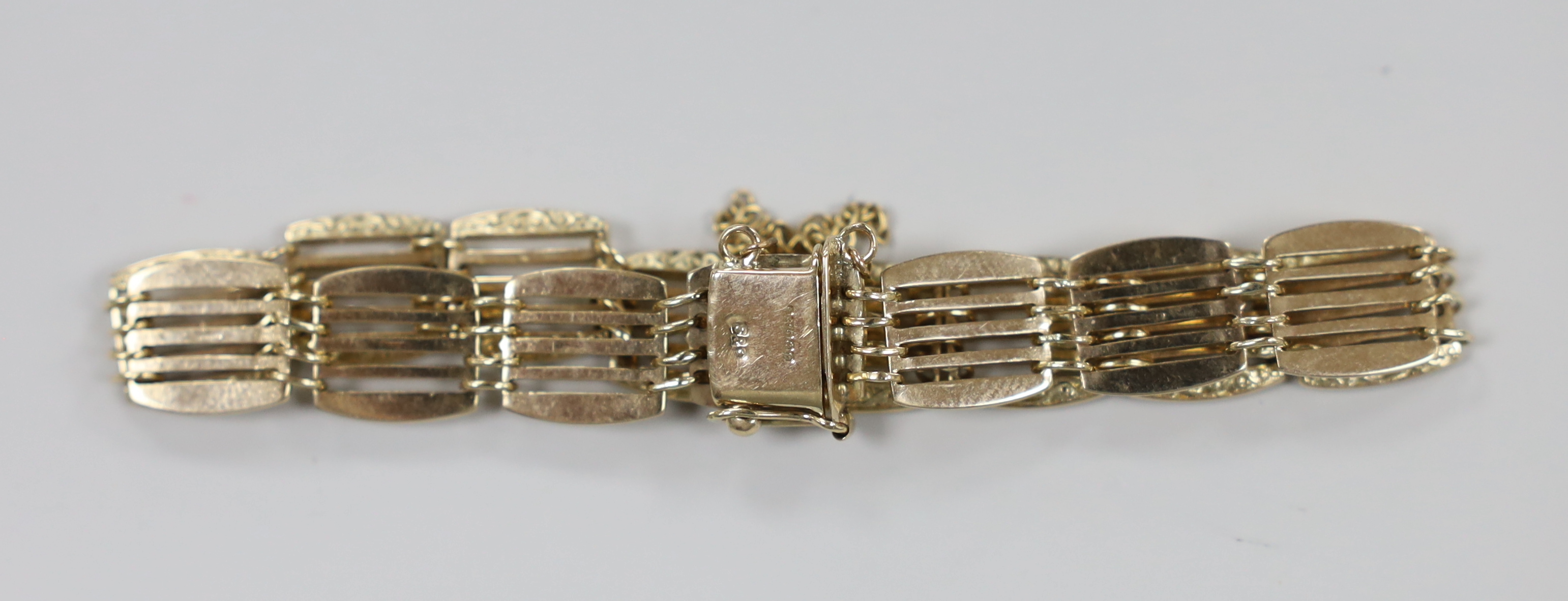 A modern 9ct gold fancy gate link bracelet, 17cm, 13.9 grams.